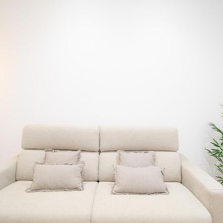 Bedtime Suites By Concept Flats บาเลนเซีย ภายนอก รูปภาพ