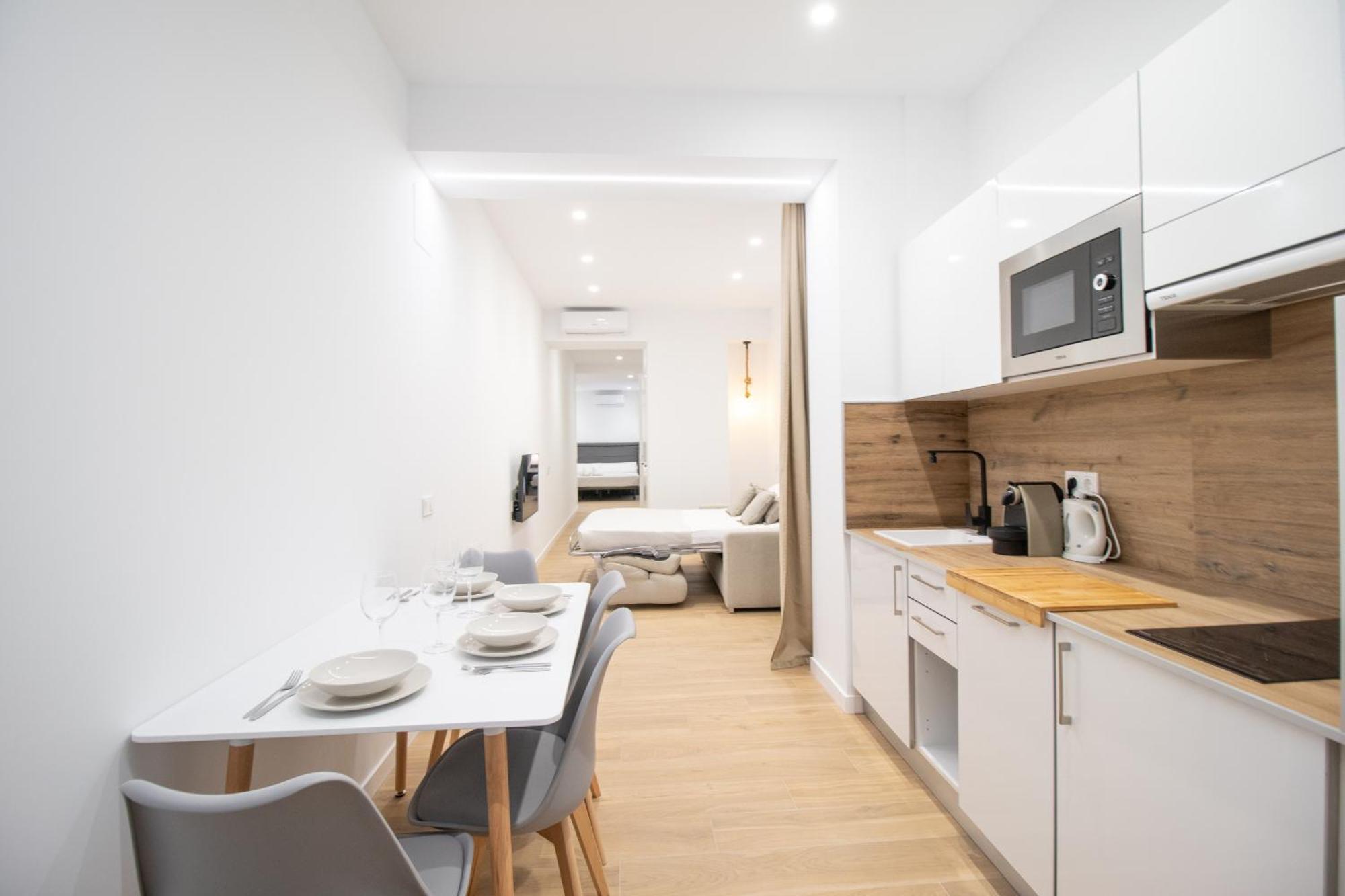Bedtime Suites By Concept Flats บาเลนเซีย ภายนอก รูปภาพ