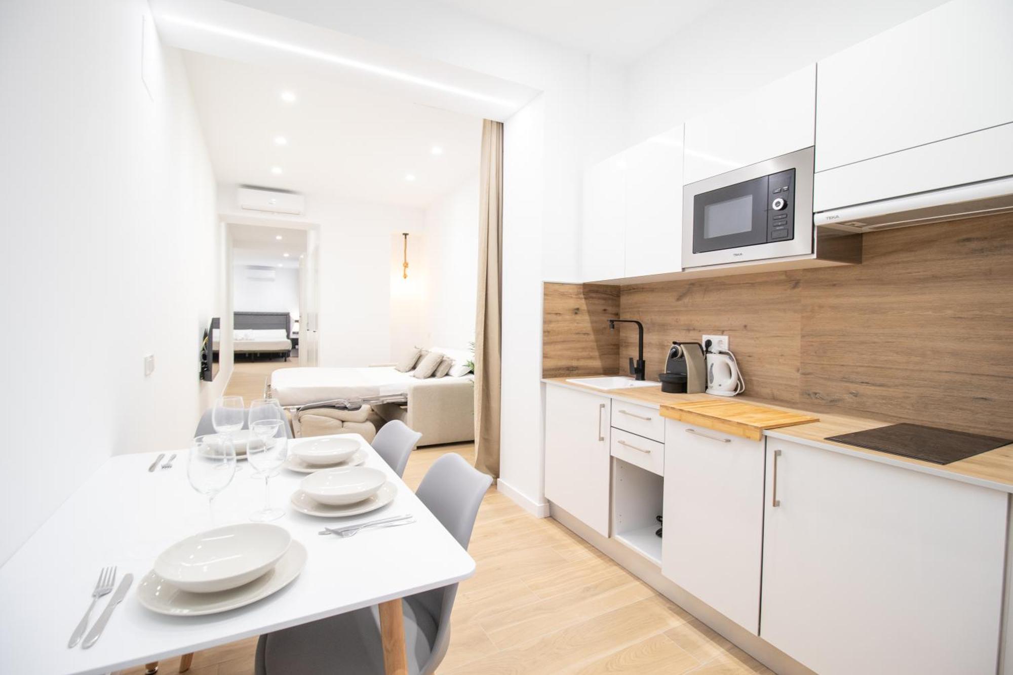 Bedtime Suites By Concept Flats บาเลนเซีย ภายนอก รูปภาพ
