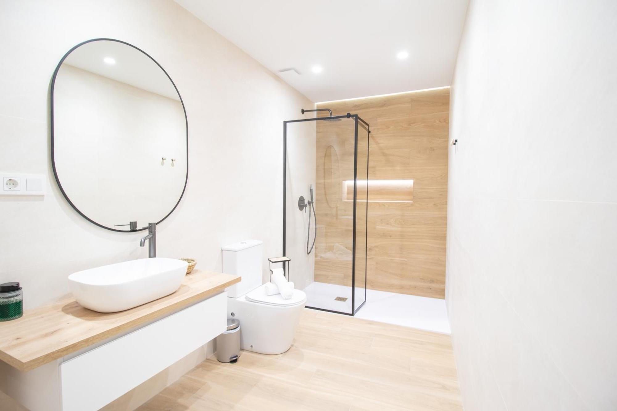 Bedtime Suites By Concept Flats บาเลนเซีย ภายนอก รูปภาพ